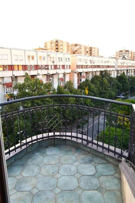 City Centre Loft Скопие Екстериор снимка